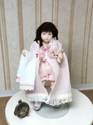 Dollhouse Miniature Vint.  Artisan Porcelain Girl Doll Pink Pajamas & Towel 1:12