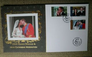 2011 Hrh Prince William & Kate Royal Wedding Bahamas Cover.  Limited Edition.