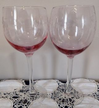 Set (2) Vintage Mid Century Pink Colored Large Grape Etched Wine Glasses Goblets