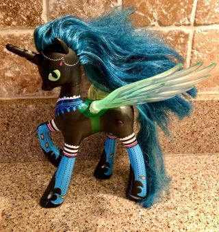 My Little Pony G4 —queen Chrysalis Black Talking Light Up Wings - 9 Inch Tall Guc