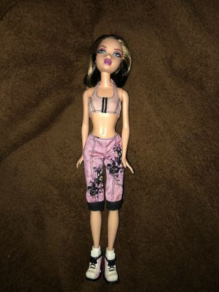 Barbie My Scene Delancey Weekend By Mattel