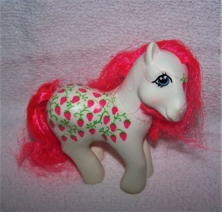 Vintage My Little Pony " Sugarberry " (strawberries) 5 " Tall Hasbro 1987