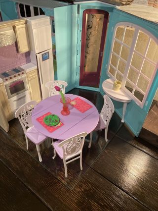 Barbie doll My House Mattel 2007 Fold Up with accessories 2