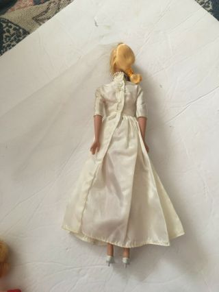 Vintage 1960 ' s swirl ponytail Barbie Doll Blonde Midge Bride wedding gown. 3