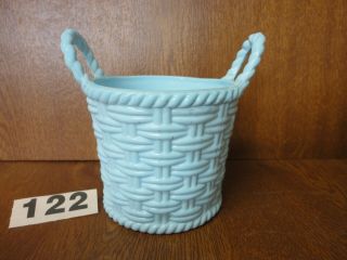 11 Cm Sowerby Blue Milk Glass Basket / Vitro Porcelain