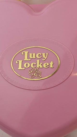 Large polly pocket,  Lucy locket playset 1992 in 3