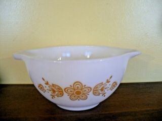 Vintage Pyrex 441 Cinderella Butterfly Gold 1.  5 Pint Mixing Bowl