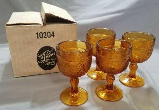 Vtg Tiara Exclusives Sandwich Pattern Amber Set Of 4 Wine Glasses (circa 1970s)