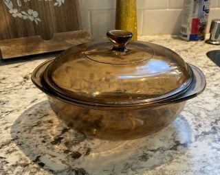 Vintage Pyrex Vision Ware Amber Brown Covered Casserole Dish 1.  5 L Wth Lid 01
