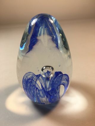 Vintage Art Glass Egg Shaped Paperweight W/ Clear & Blue Flower 3 " Tall