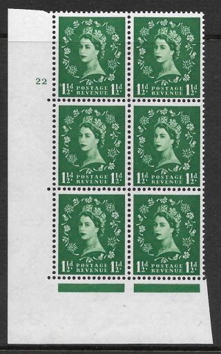 1½d Wilding Multi Crown On White Cyl 22 Dot Perf A (e/i) Unmounted