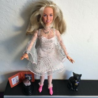 Sabrina The Teenage Witch Doll & Salem The Black Cat