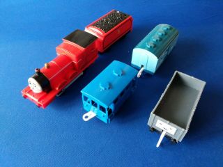 Trackmaster James,  Troublesome Truck,  Tenders / Thomas Trains 2009 Not Running