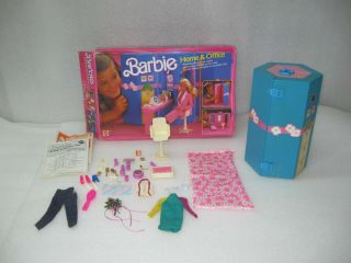 1984 Vintage Barbie Home & Office Close Up Carry Case,  More 7897 W/ Box
