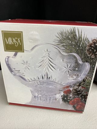 Mikasa Crystal Christmas Night 6 " Footed Bowl Holiday Star & Tree Candy Dish