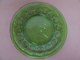 Vintage L.  E.  Smith Dark Green Moon And Star Plate.  Size Is 8 1/4 Inches Nr