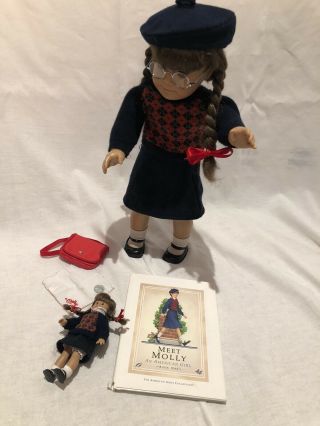 Pleasant Company American Girl Molly Mcintire Retired Doll And Accessories