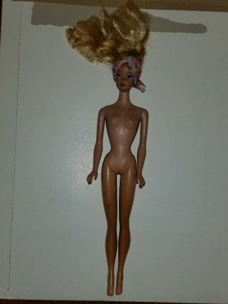 Vintage 1960s Blonde Ponytail Barbie 4
