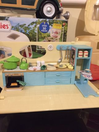 Sylvanian Families Caravan And Car Boxed Complete With Accessories & Towbar 3