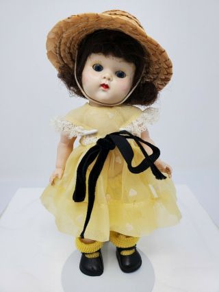 Vogue Ginny Strung Doll Painted Lash Non - Walker Wearing Bon - Bon 83 Vintage