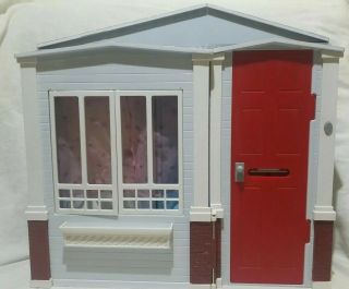 Mattel 2005 Barbie Totally Real Home Folding House W/sounds -
