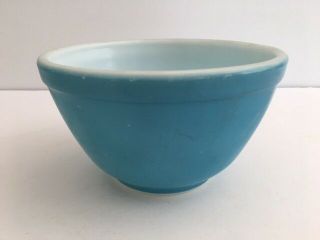 Pyrex Blue 401 Mixing Bowl Ovenware 1.  5 Pints Primary Blue Made In Usa