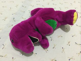 Vintage 1992 Dakin Barney The Purple Dinosaur Soft Plush Hand Puppet 14”
