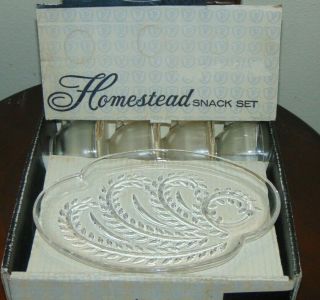 Vintage Federal Glass Homestead Snack Set Wheat Design 8 Pc Box Set