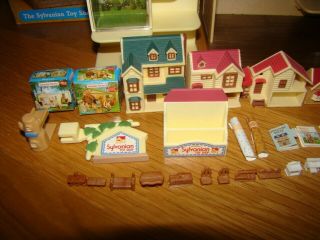 Sylvanian Families Retired Toy Shop,  Vintage Calico Critters Boxed 2