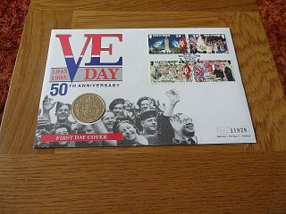 1995 Ve Day 50th Anniversary Ve Day Pnc Fdc Isle Of Man £2 Ve - Vj Coin - Qeii