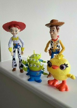Disney Pixar Toy Story Figures Sheriff Woody Jessie Ducky & 3 Space Aliens