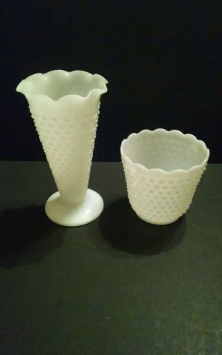Set Of 2 Vintage Fire King White Milk Glass Hobnail Vases,  9.  5 " & 5.  25 " Tall