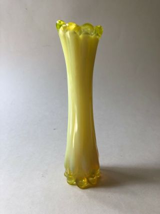 Fenton? Yellow 6 " Art Glass Bud Vase Unmarked Euc