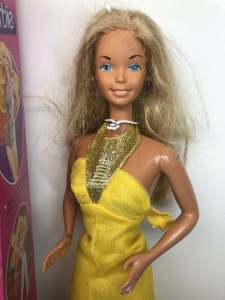 18” Vintage Mattel Barbie Doll Supersize Hair 1976 Extra Outfits 3