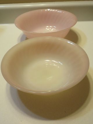 2 Fireking Pink Swirl Serving Bowls 7 1/4 & 8 1/4 "