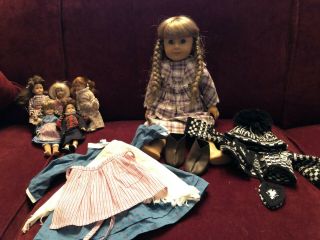 American Girl " Kirsten " Doll.  Plus 2 Outfits And 5 American Girl Mini Dolls