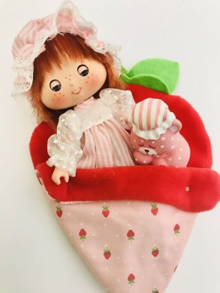 Vintage 1980’s Sweet Sleeper Strawberry Shortcake Doll &custard Cat Complete Set