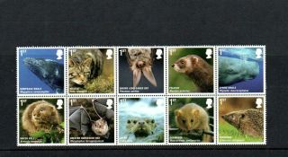 (454) Great Britain 2010 Mammals Set Of 10 In Block Fine Mnh