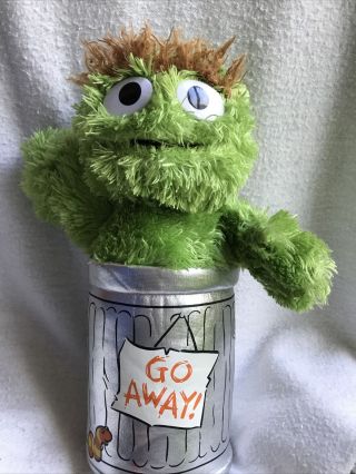 Sesame Street Oscar The Grouch In Trash Can Plush Small Size 2014