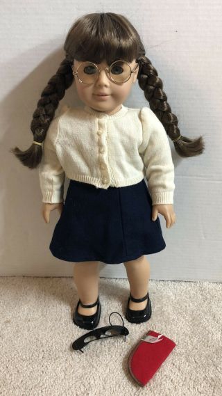 Pleasant Company American Girl Molly 18” Historical Doll W/ Clothes Accessories