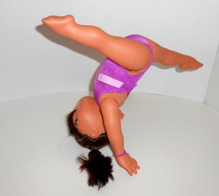 Fisher - Price Dora The Explorer Fantastic Gymnastics Talking Moving 17 " Doll