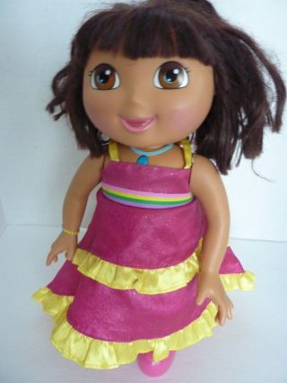 2008 Mattel Dora The Explorer Animated Singing Dancing Crystal Kingdom Doll Bc10