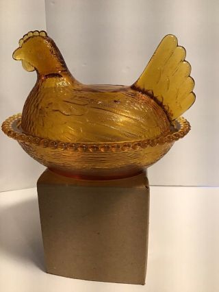 Vintage Indiana Glass Amber Hen Chicken On Basket
