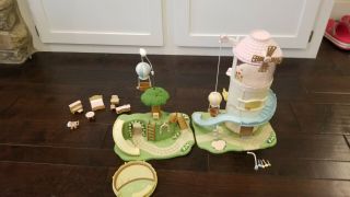 Calico Critters Sylvanian Families Primrose Park And Baby Windmill Nursery
