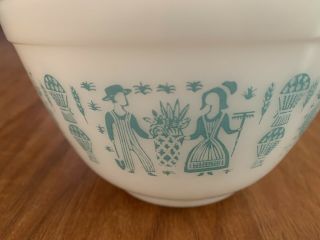 Vintage Pyrex Small Amish Butterprint Mixing Bowl Turquoise 1.  5 Pint 401