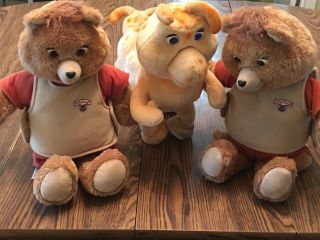 2 Vintage Teddy Ruxpin W/ Grubby 2 Outfits 1 Cassette,  No Linking Cord