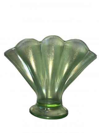 Vintage Fenton Iridescent Green Stretch Glass Fan Vase