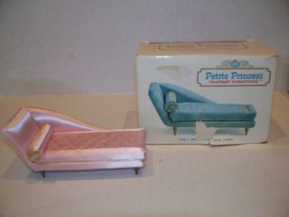 1964 Ideal Petite Princess Fantasy Furniture Boudoir Chaise Lounge Pink W/ Box