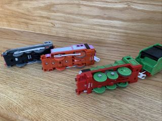 3 Motorized Trains Thomas Trackmaster Mattel Poorly Rosie Dennis Henry 3