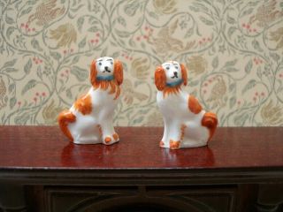 Dollhouse Miniatures Vintage Bone China Staffordshire Spaniels Made in England 2